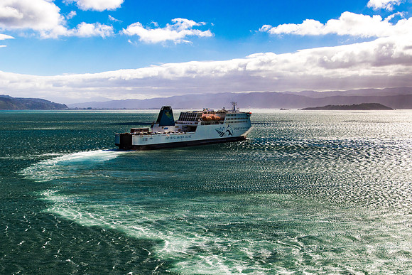 Island Ferry, Wellington, NZ