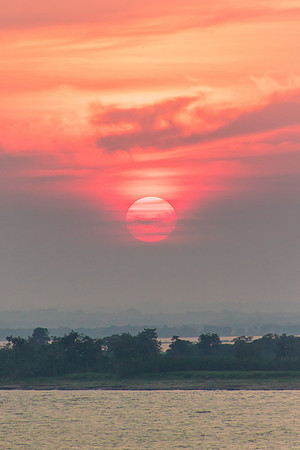 A Smokey Sunset, Brazil