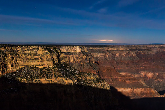 Hopi Point Moon Rise