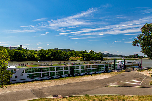 Scenic Sapphire, Tarascon