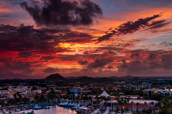 Fire over Aruba