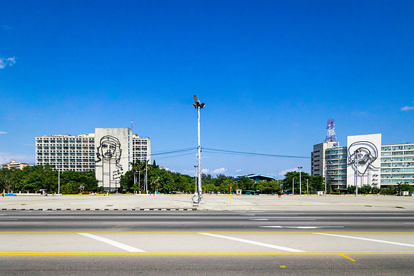 Revolution Square: Che, Cienfuegos, and the DGI