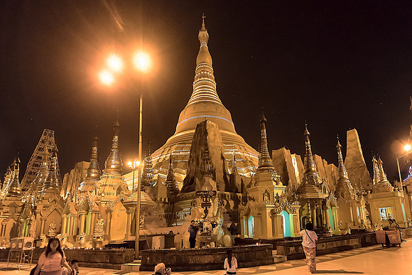 Shwedagon Pagoda, Yangon, Myanmar