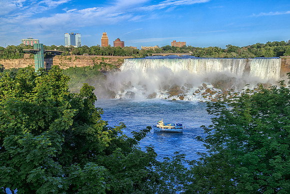 Maid of the Mists & American Falls