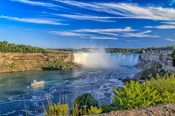Sunset On Horseshoe Falls