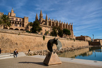 Modern Statue, Ancient Architecture