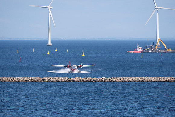 Nordic Air landing in Copenhagen Harbour